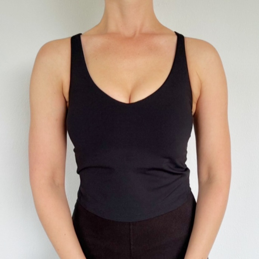 Black unbranded spandex stretch lightly padded shelf bra workout crop top XL